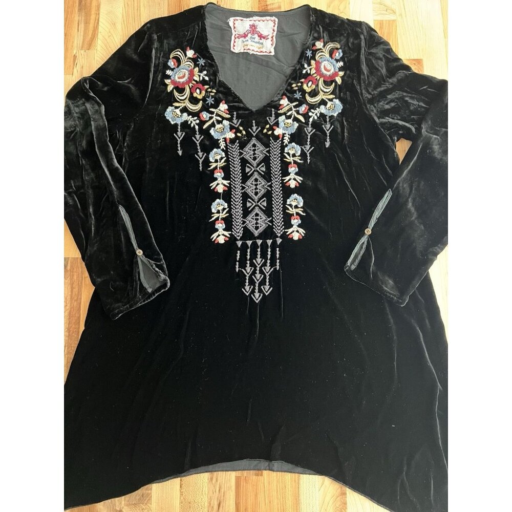 Johnny Was Long Sleeve Embroidered Tunic Top Shark Bite Black Velvet Boho M